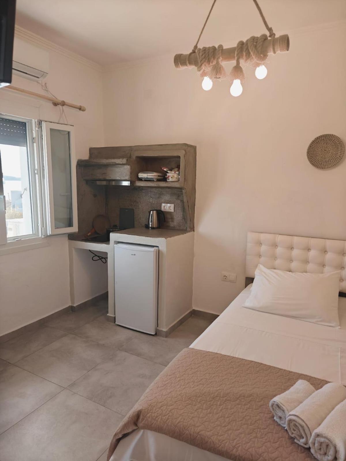 Joannes Vacation Rooms Adámas Extérieur photo